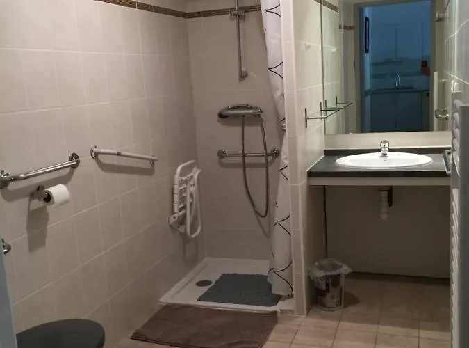 De 41m2 Avec Linges De Maison Et Ménage Compris, 2 Pièces à Pour 2 Personnes